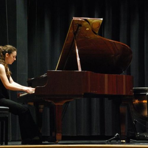 La pianista Beatriz Gascón primer premio en el VI Memorial “Ignacio Melón”.