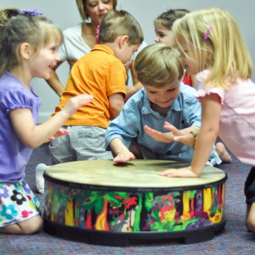 Estimulación Musical: conoce junto a tu bebé los múltiples beneficios de la música para su desarrollo.