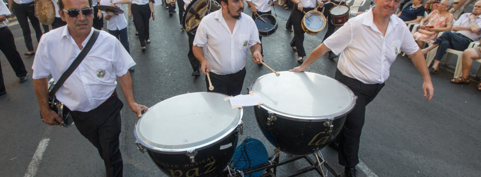 La Banda de música ‘La Paz’ se alzó con el segundo premio en la entrada de bandas de Alicante.