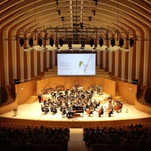 La Orquesta Sinfónica Vila de Sant Joan deslumbra en el VII Festival CaixaBank de Orquestas de la Comunidad Valenciana