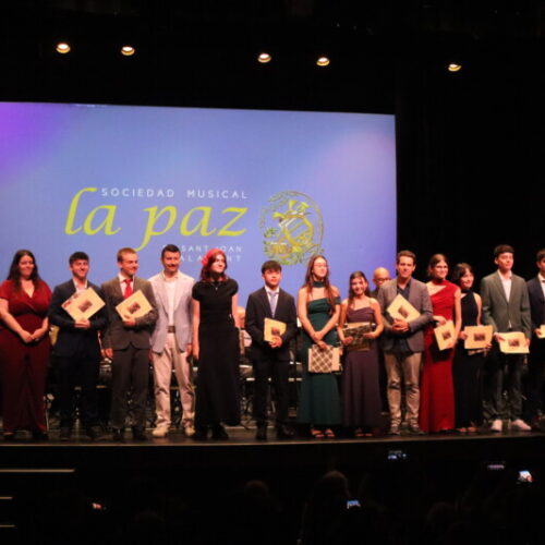 La Sociedad Musical La Paz gradúa a la XI Promoción del Centro Profesional ‘Vila de Sant Joan’